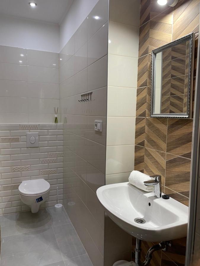 Kovács Apartmanház Kiskunhalas Esterno foto