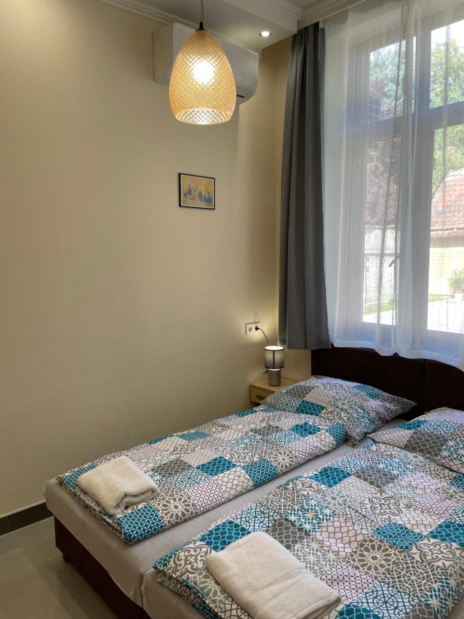 Kovács Apartmanház Kiskunhalas Camera foto