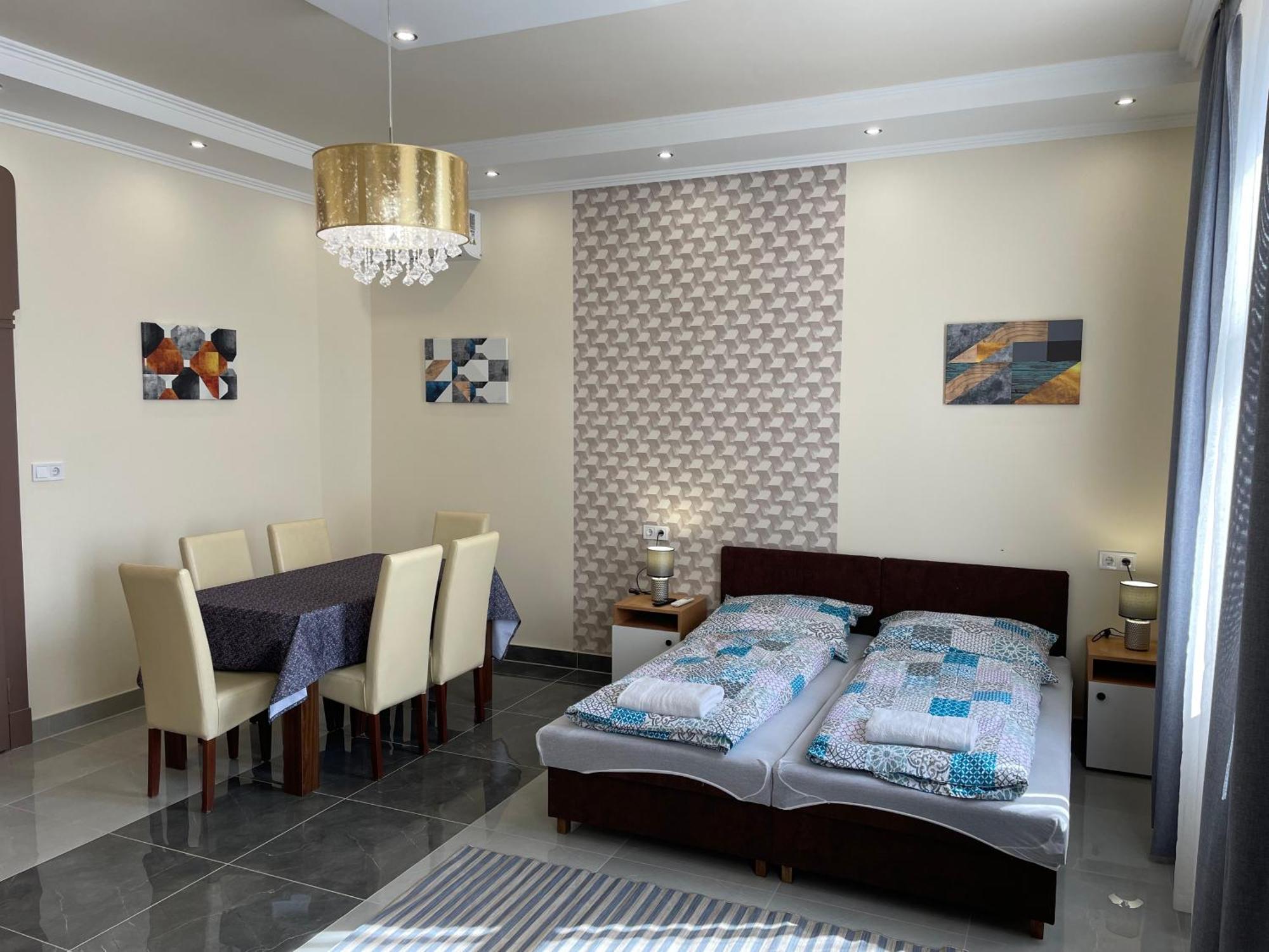 Kovács Apartmanház Kiskunhalas Camera foto