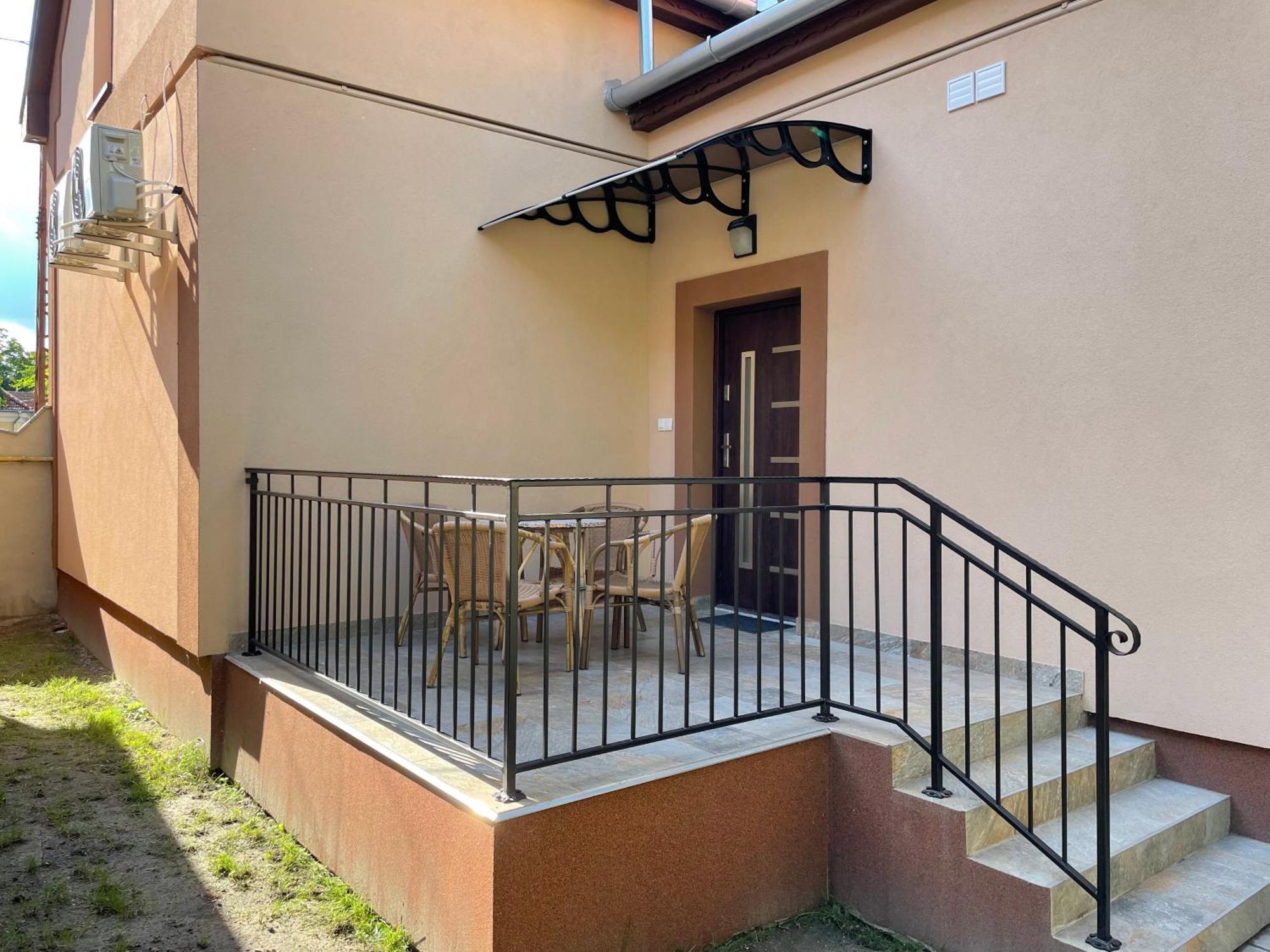 Kovács Apartmanház Kiskunhalas Camera foto